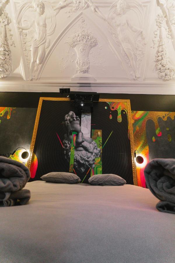 Capsule Art Deco - Jacuzzi - Netflix - Home Cinema - Arcade De Jeux & Nintendo Switch - 2 Chambres - Filet Suspendu Valenciennes Zewnętrze zdjęcie